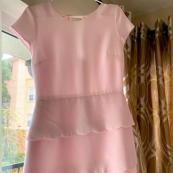 Club Monaco pastel pink scallop hem dress - Picture 2 of 13